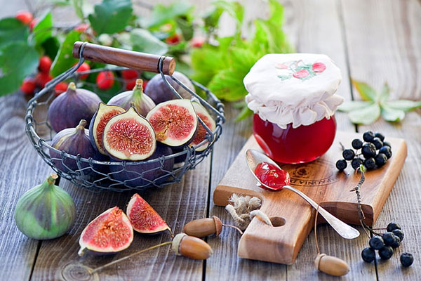 figs and a jar of fig jam